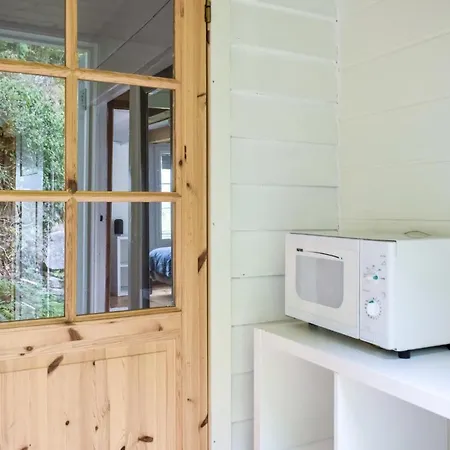 別荘 2 Bedroom Front In Vallavik *